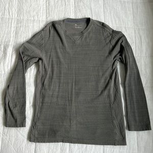 GAP Slub Pullover Shirt